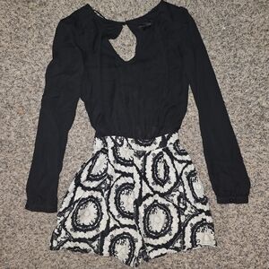 Black Keyhole Long Sleeve Romper With Embroidered White Shorts S